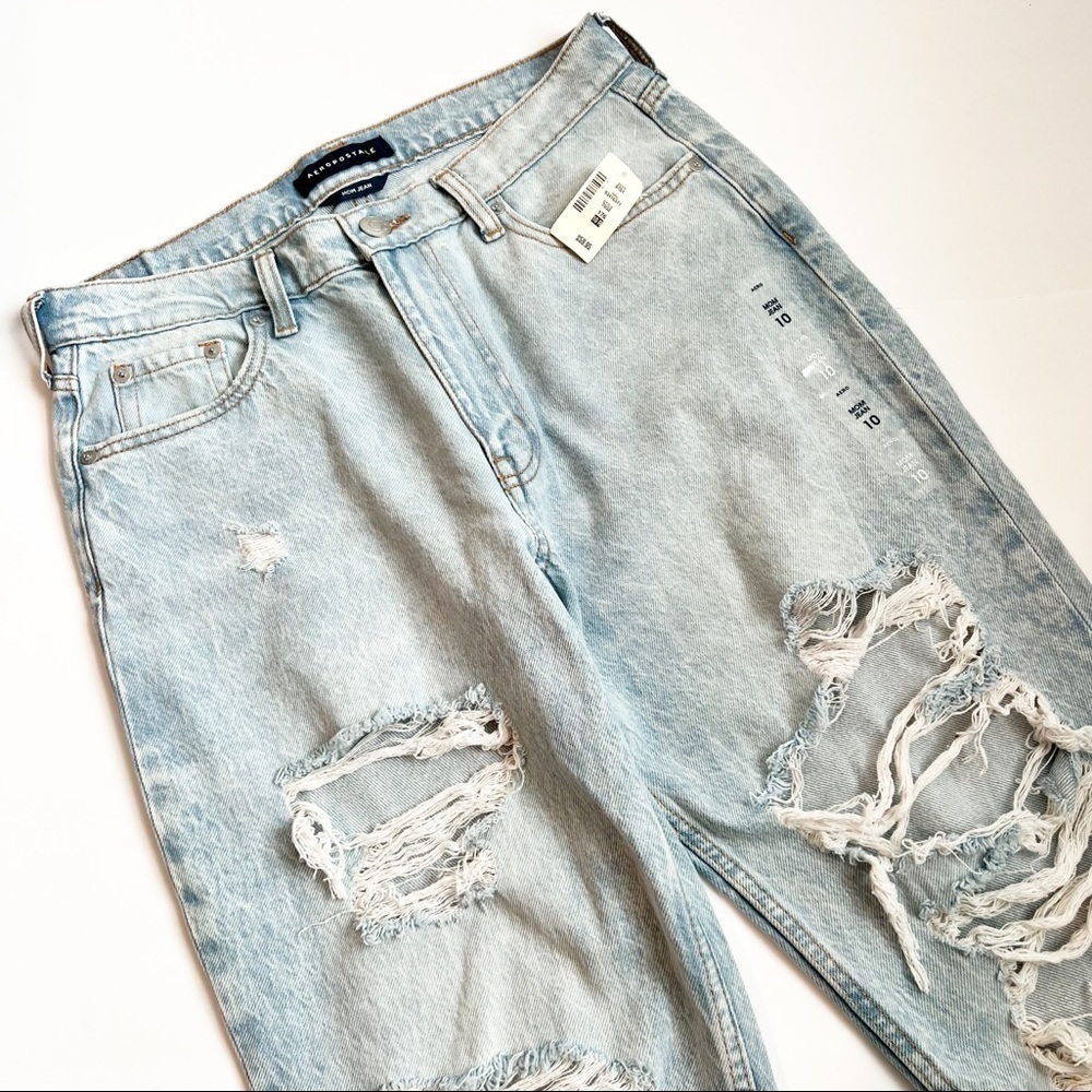 AEROPOSTALE MOM LIGHT BLUE DISTRESSED JEANS SIZE 10 REGULAR 100% COTTON NEW